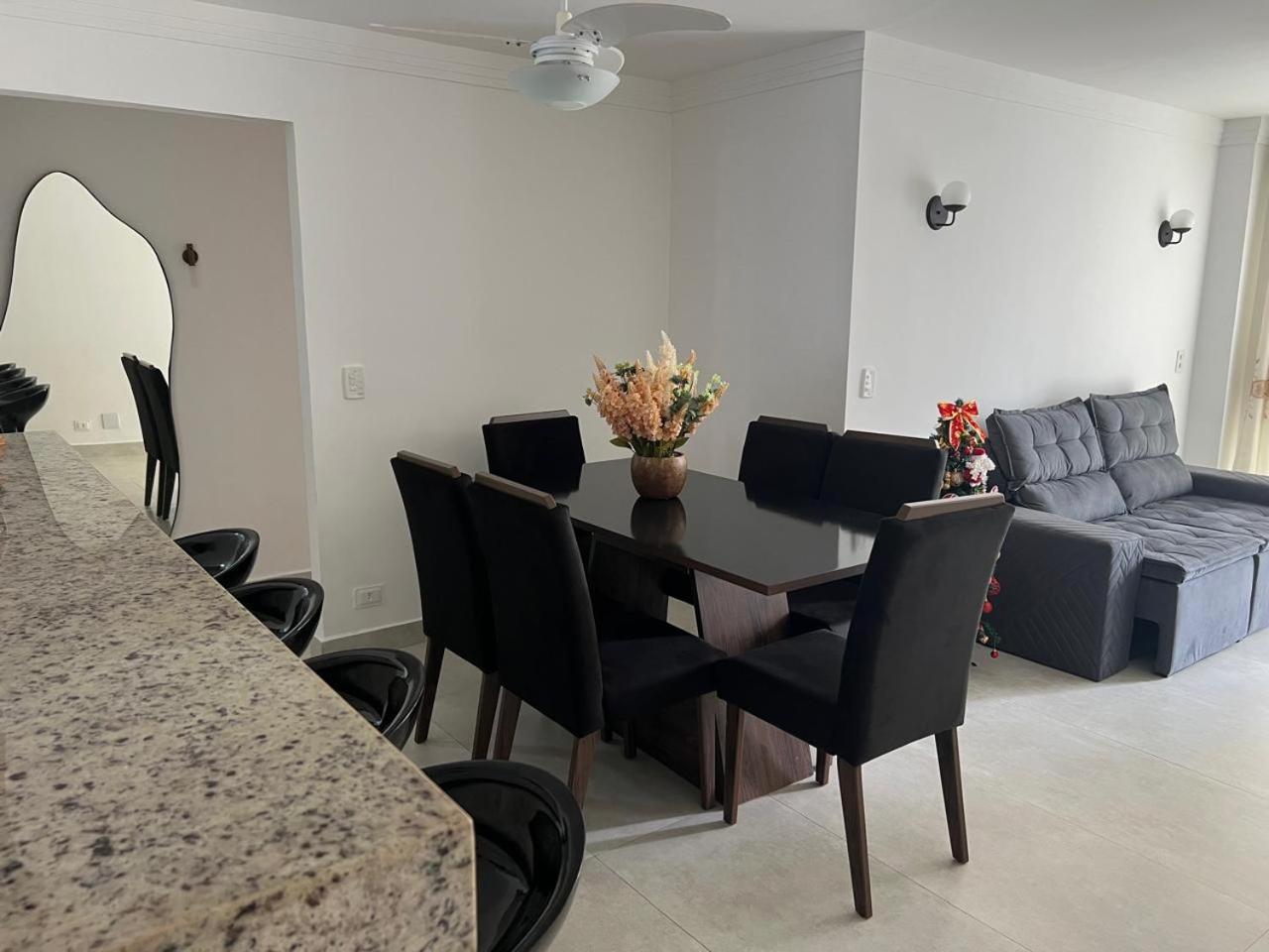 Beleza De Apartamento 300 Metros Da Praia 과루자 외부 사진