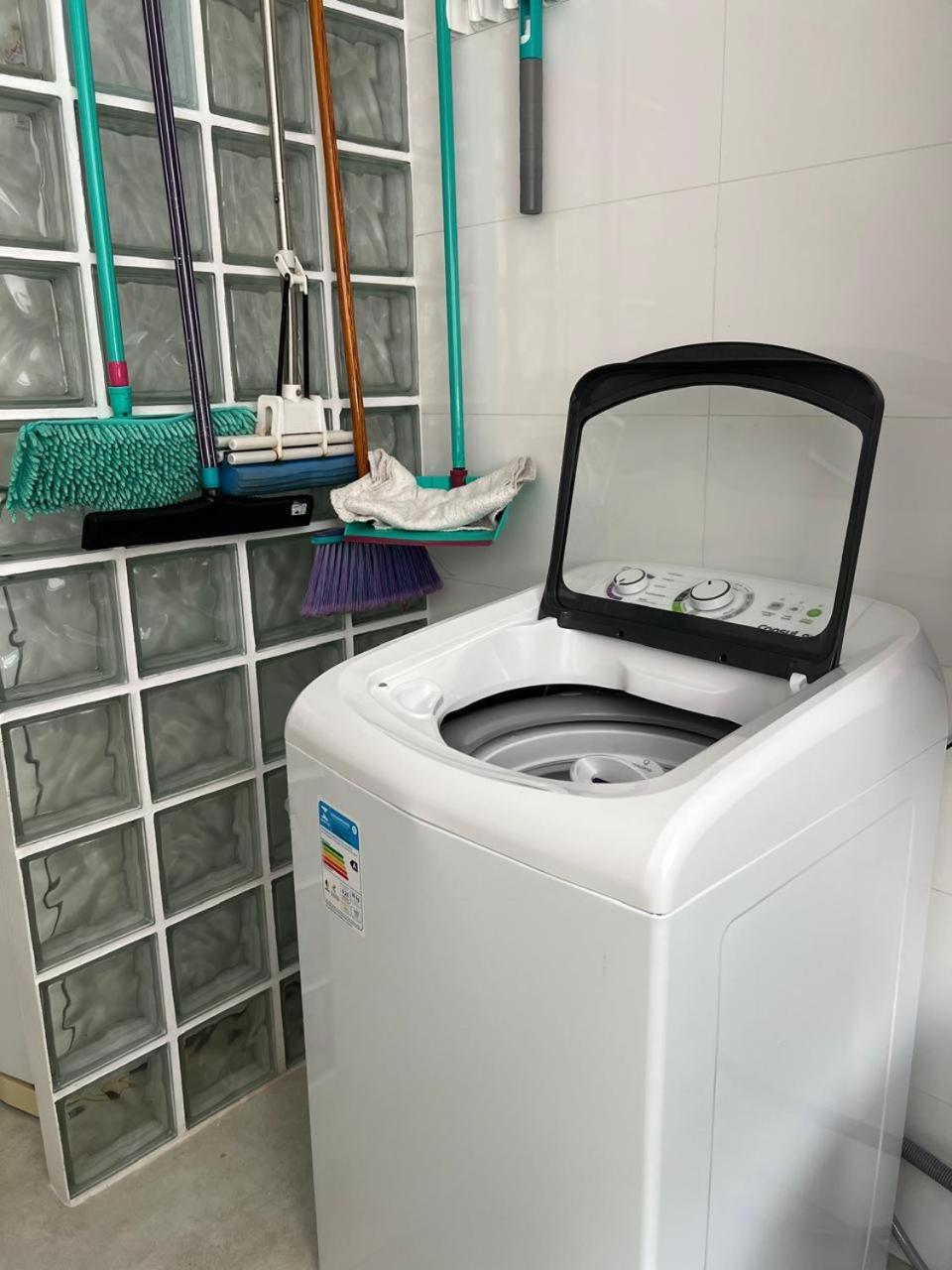 Beleza De Apartamento 300 Metros Da Praia 과루자 외부 사진